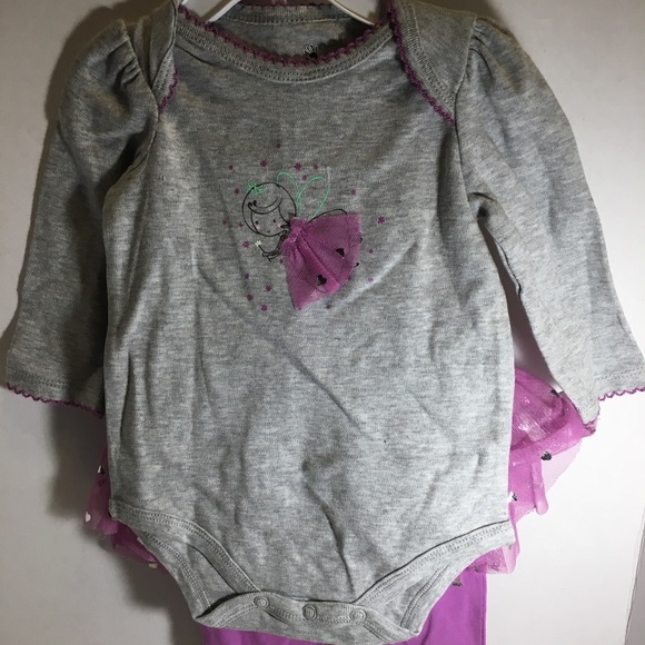 3/$20 💞NWOT 2 piece Small Wonders set - Picture 1 of 4